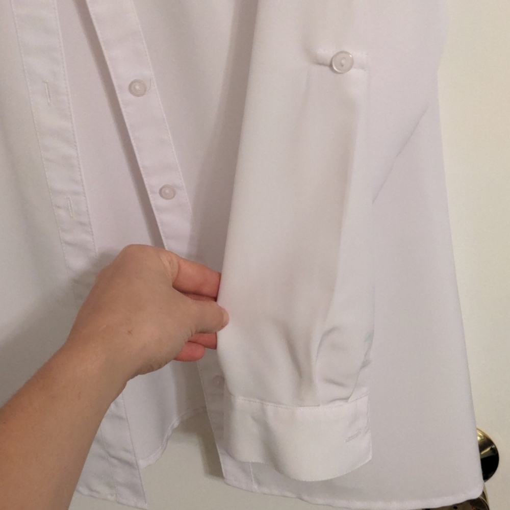 NWOT Elementz women's button up top. - Picture 4 of 4